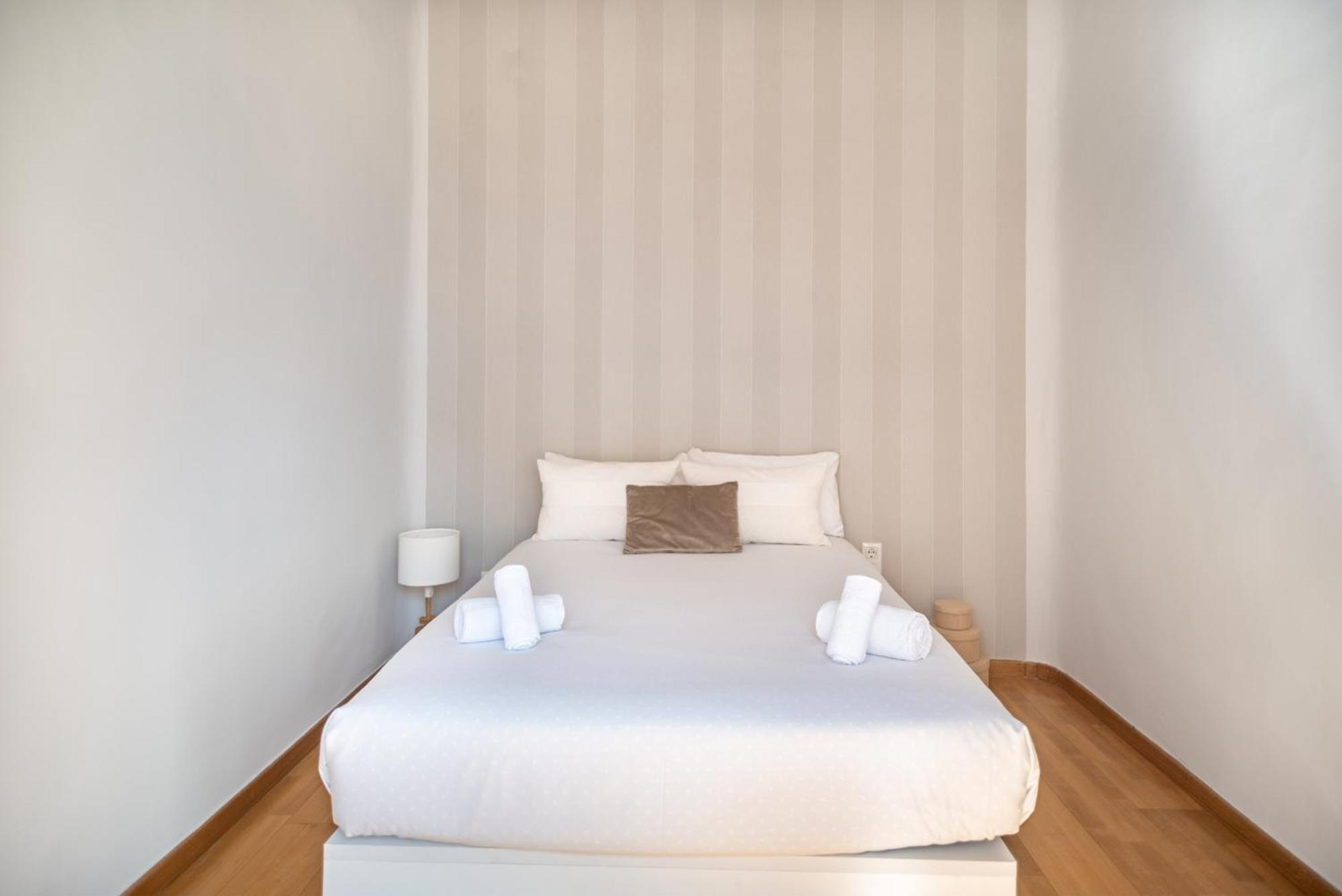 Beautiful And Bright- 1bd 1bth- Center Appartement *